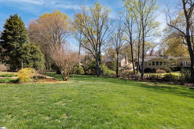 731 Parkins Mill Road, Greenville, SC 29607