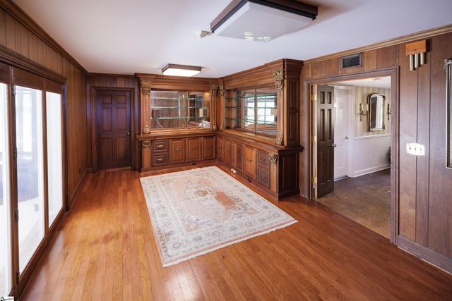 731 Parkins Mill Road, Greenville, SC 29607