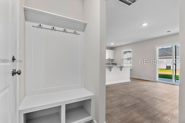 296 Live Oak Rd, Ridgeland, SC 29936