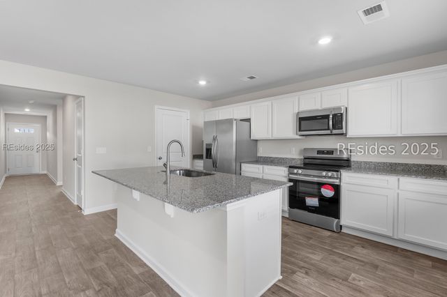 296 Live Oak Rd, Ridgeland, SC 29936