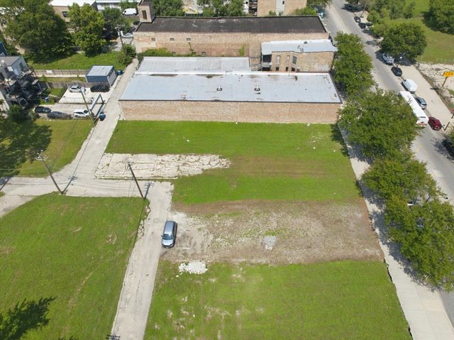 4546 S Cottage Grove Avenue, Chicago, IL 60653