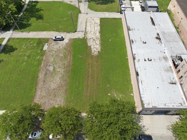 4546 S Cottage Grove Avenue, Chicago, IL 60653