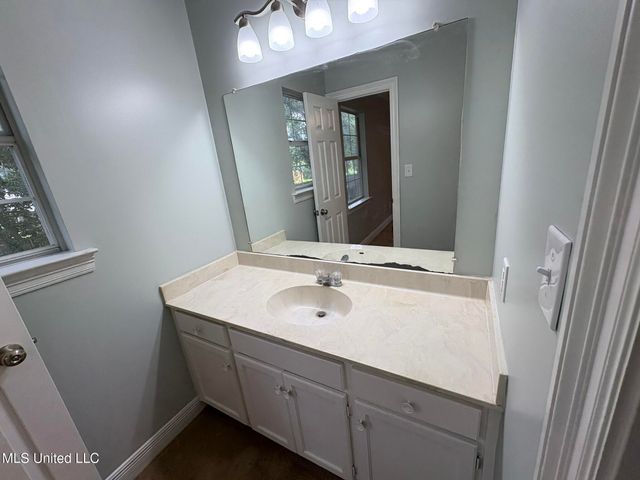 4700 Sawmill Road, Moss Point, MS 39563