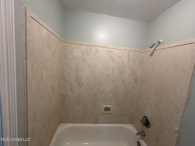 4700 Sawmill Road, Moss Point, MS 39563