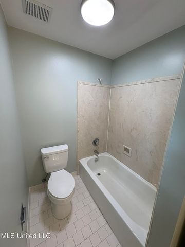 4700 Sawmill Road, Moss Point, MS 39563