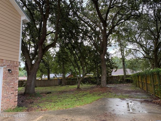 4700 Sawmill Road, Moss Point, MS 39563