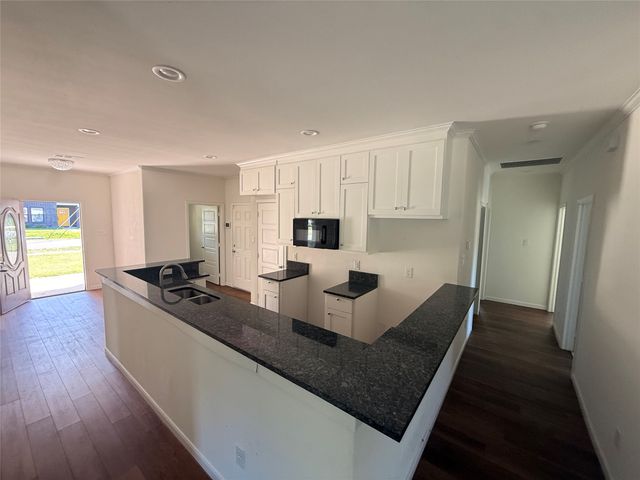 101 Boone Street, Terrell, TX 75160