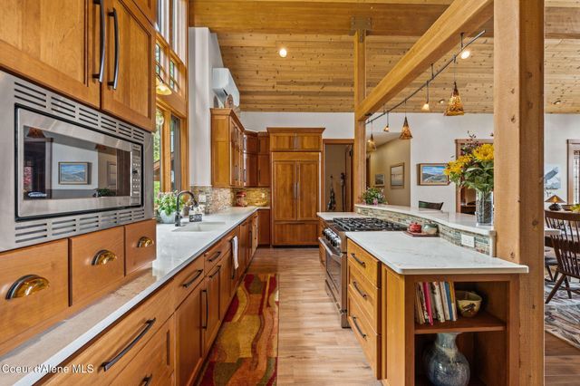 294 Rincon Dr, Sandpoint, ID 83864