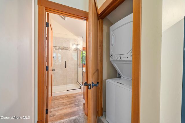 294 Rincon Dr, Sandpoint, ID 83864
