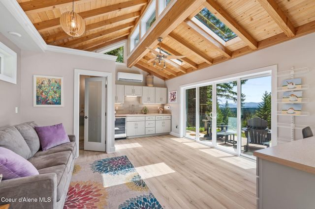 294 Rincon Dr, Sandpoint, ID 83864