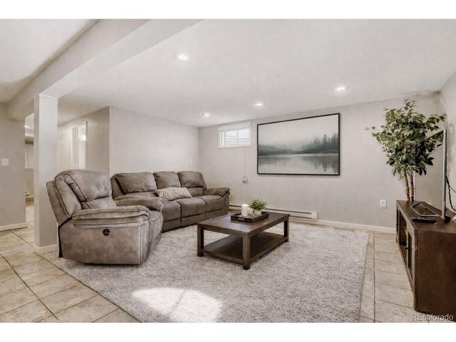 17794 E Arizona Pl, Aurora, CO 80017