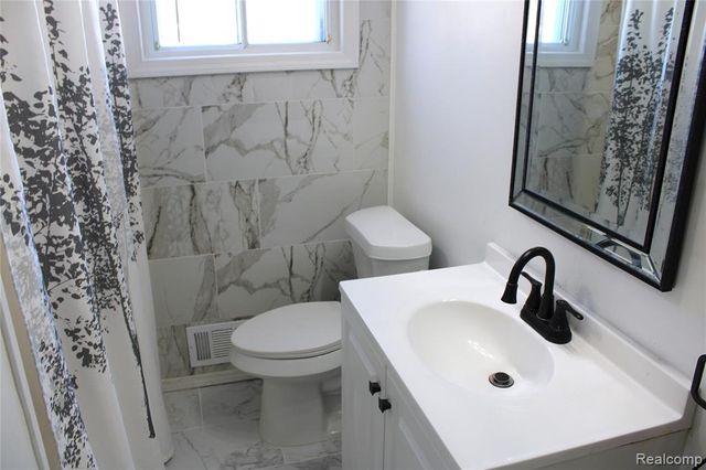 4539 Trumbull Drive, Flint, MI 48504