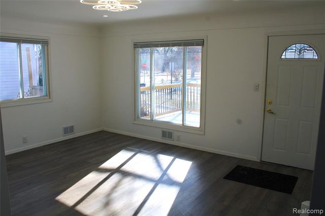 4539 Trumbull Drive, Flint, MI 48504