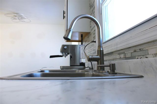 4539 Trumbull Drive, Flint, MI 48504