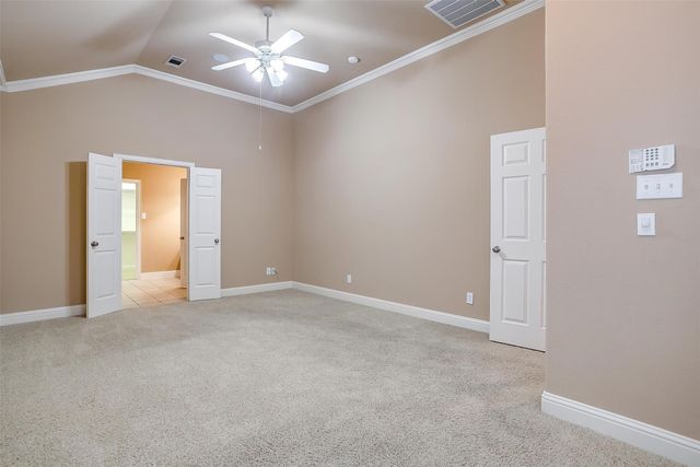 2210 Eagles Nest Drive, Euless, TX 76039