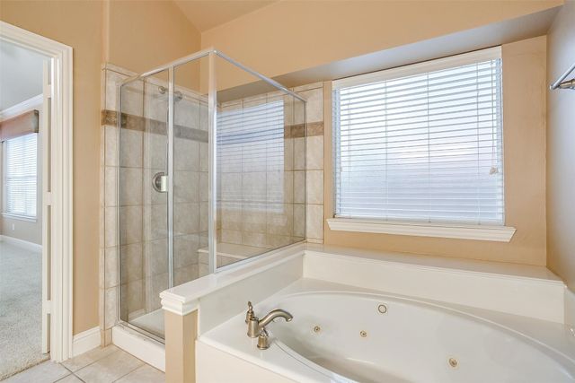 2210 Eagles Nest Drive, Euless, TX 76039