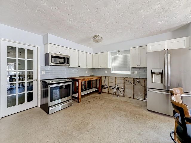 7905 11TH AVENUE S, St Petersburg, FL 33707