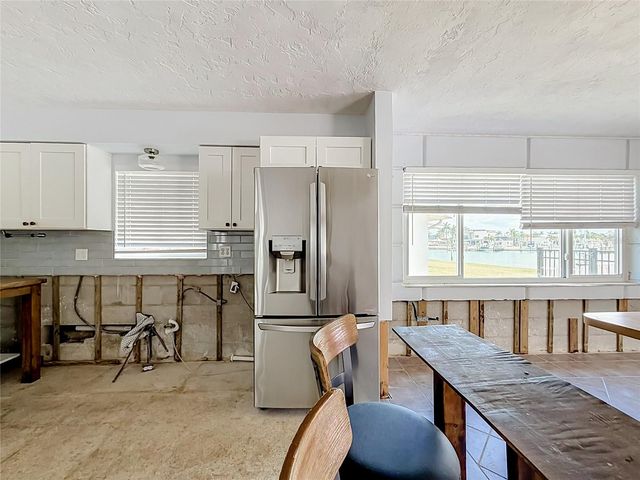 7905 11TH AVENUE S, St Petersburg, FL 33707