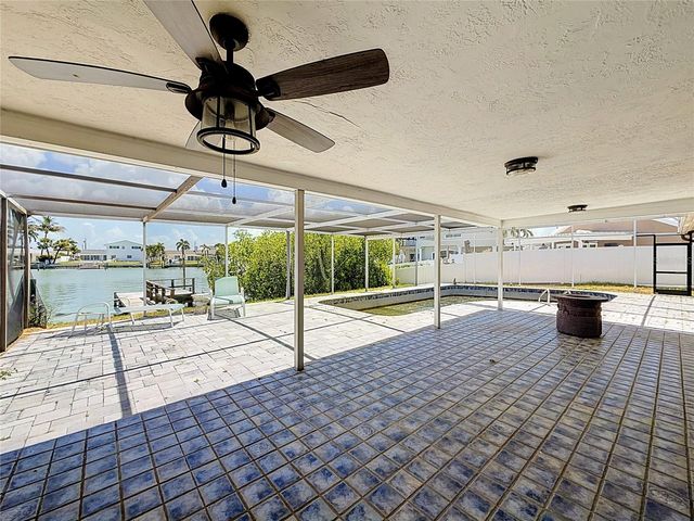 7905 11TH AVENUE S, St Petersburg, FL 33707