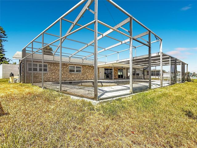 7905 11TH AVENUE S, St Petersburg, FL 33707