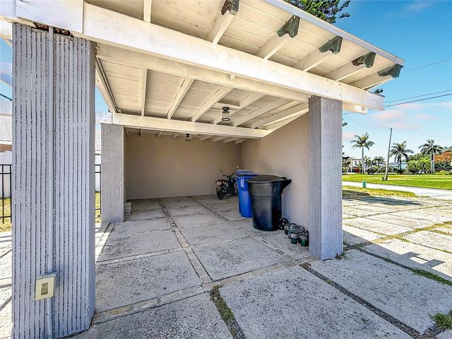 7905 11TH AVENUE S, St Petersburg, FL 33707