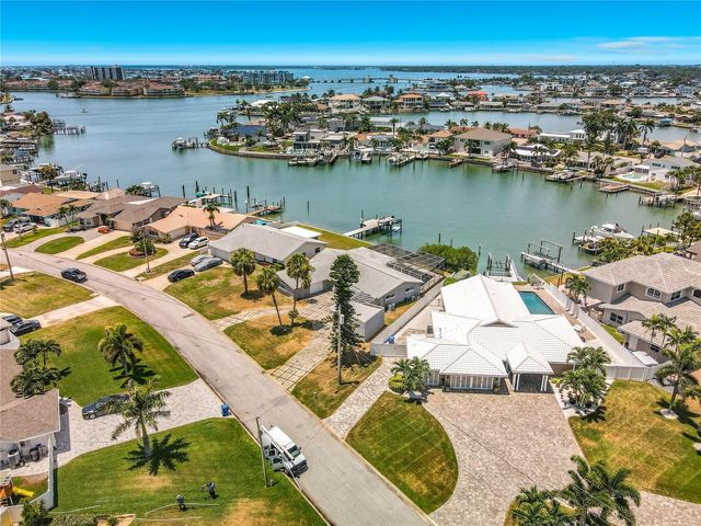7905 11TH AVENUE S, St Petersburg, FL 33707