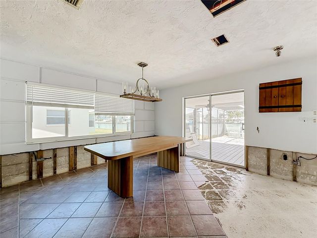 7905 11TH AVENUE S, St Petersburg, FL 33707