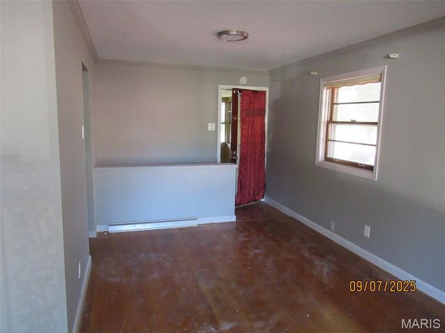 1304 Lang Drive, St Louis, MO 63135