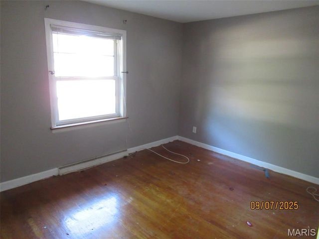 1304 Lang Drive, St Louis, MO 63135