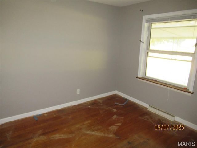 1304 Lang Drive, St Louis, MO 63135