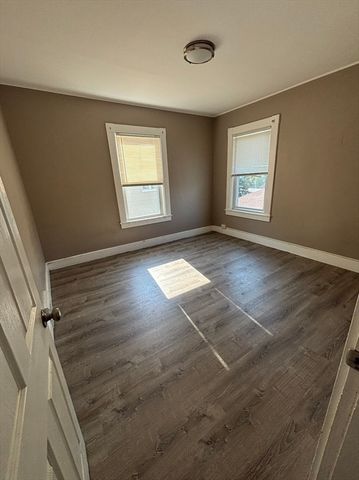 57 Bedford 57, Waltham, MA 02453
