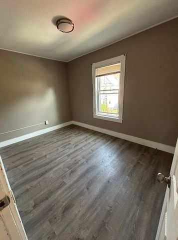 57 Bedford 57, Waltham, MA 02453