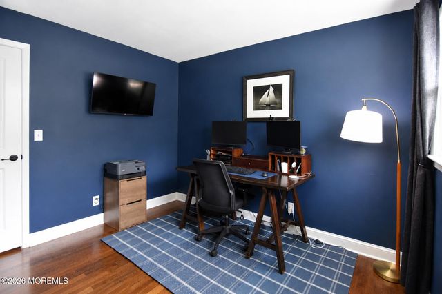 469 East Road, Belford, NJ 07718
