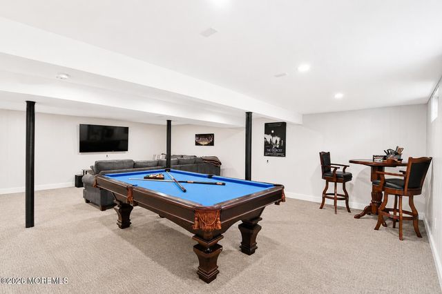 469 East Road, Belford, NJ 07718