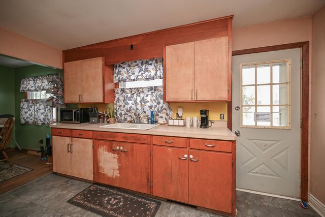 1900 Somerlot Hoffman Road W, Marion, OH 43302