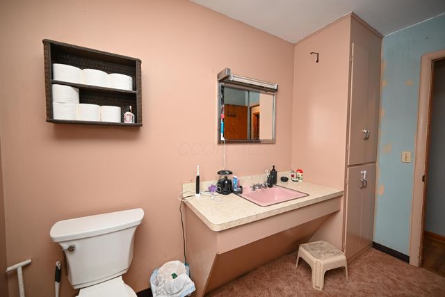 1900 Somerlot Hoffman Road W, Marion, OH 43302