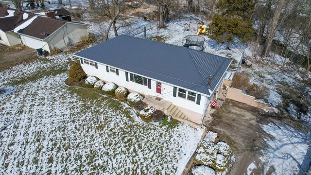 1900 Somerlot Hoffman Road W, Marion, OH 43302