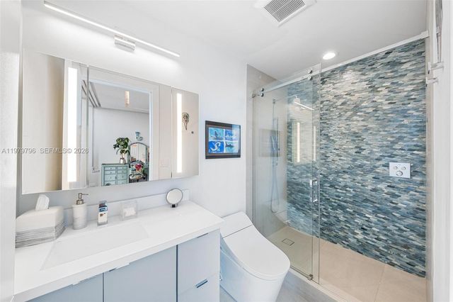 2020 N Bayshore Dr 2510, Miami, FL 33137