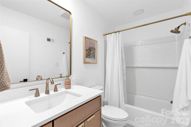 143 Greenridge Road, Clover, SC 29710