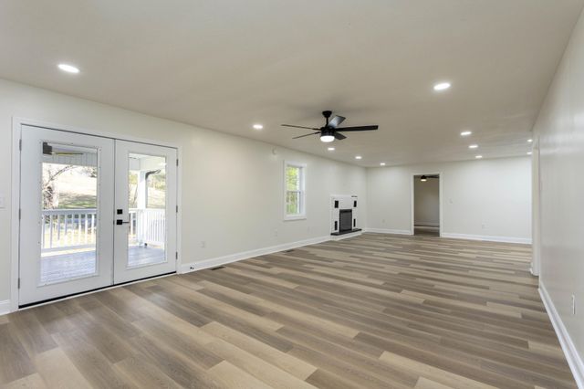 520 Tennessee Street, Spring City, TN 37381