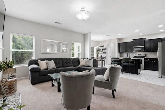 1410 Miller Cove Lane, Bethlehem, GA 30620