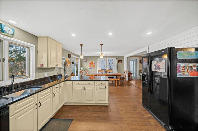 17 Wright Street, Woburn, MA 01801