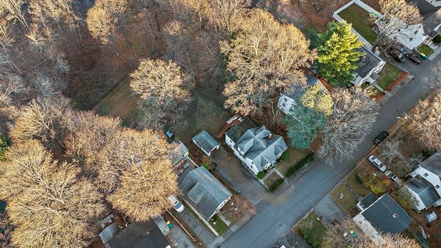 17 Wright Street, Woburn, MA 01801