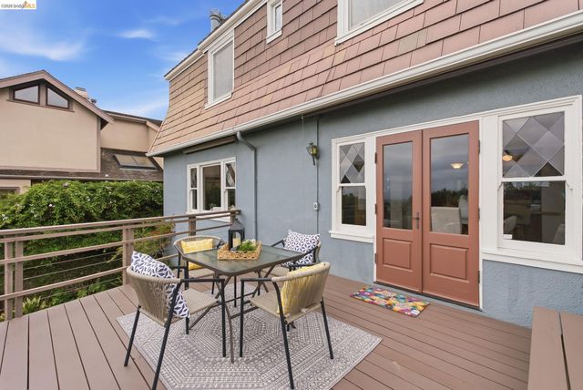 824 Oxford St, Berkeley, CA 94707