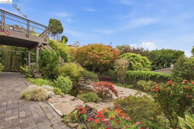 824 Oxford St, Berkeley, CA 94707