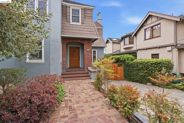 824 Oxford St, Berkeley, CA 94707