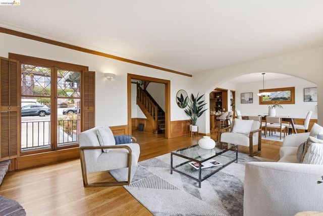 824 Oxford St, Berkeley, CA 94707