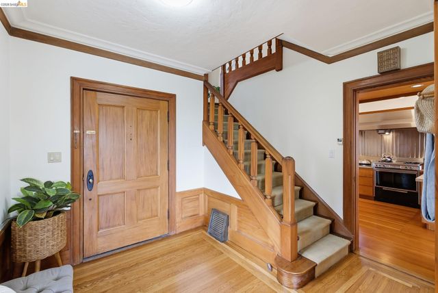 824 Oxford St, Berkeley, CA 94707