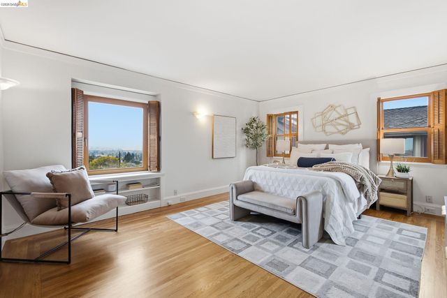 824 Oxford St, Berkeley, CA 94707