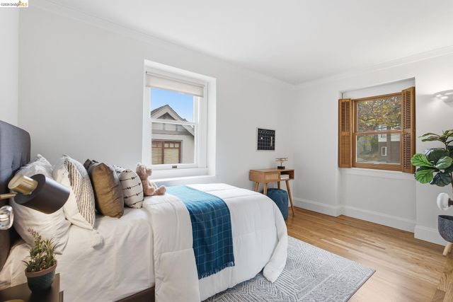 824 Oxford St, Berkeley, CA 94707